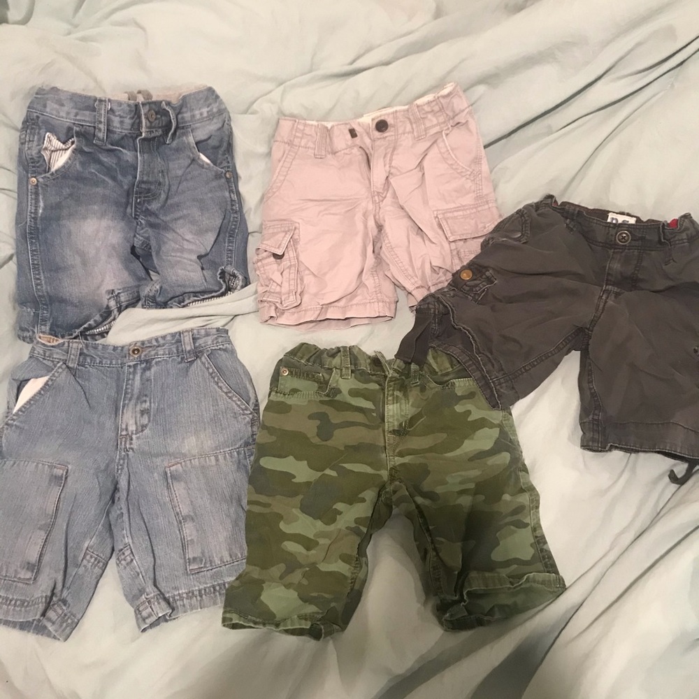 (5) 4T shorts - baby gap, Cherokee, Aeropostale